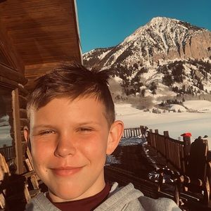 Meet your Posher, Zek